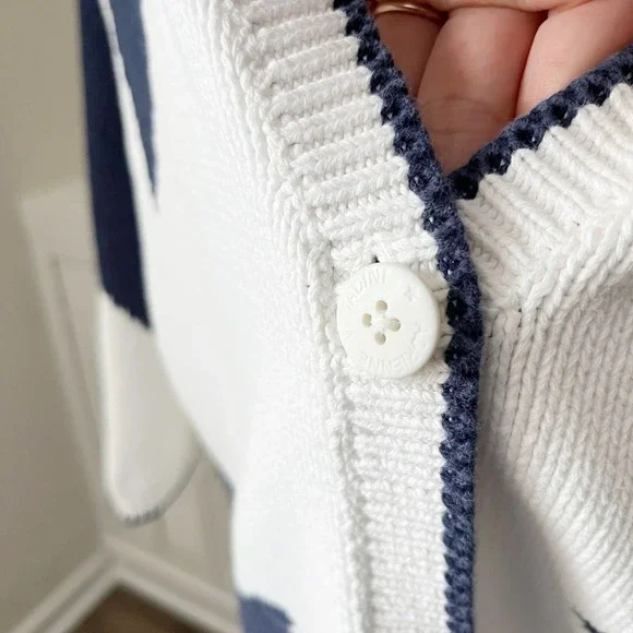 Adrienne Vittadini Navy and White Star Sweater - Picture 5 of 7